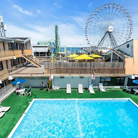 Aztec Ocean Resort